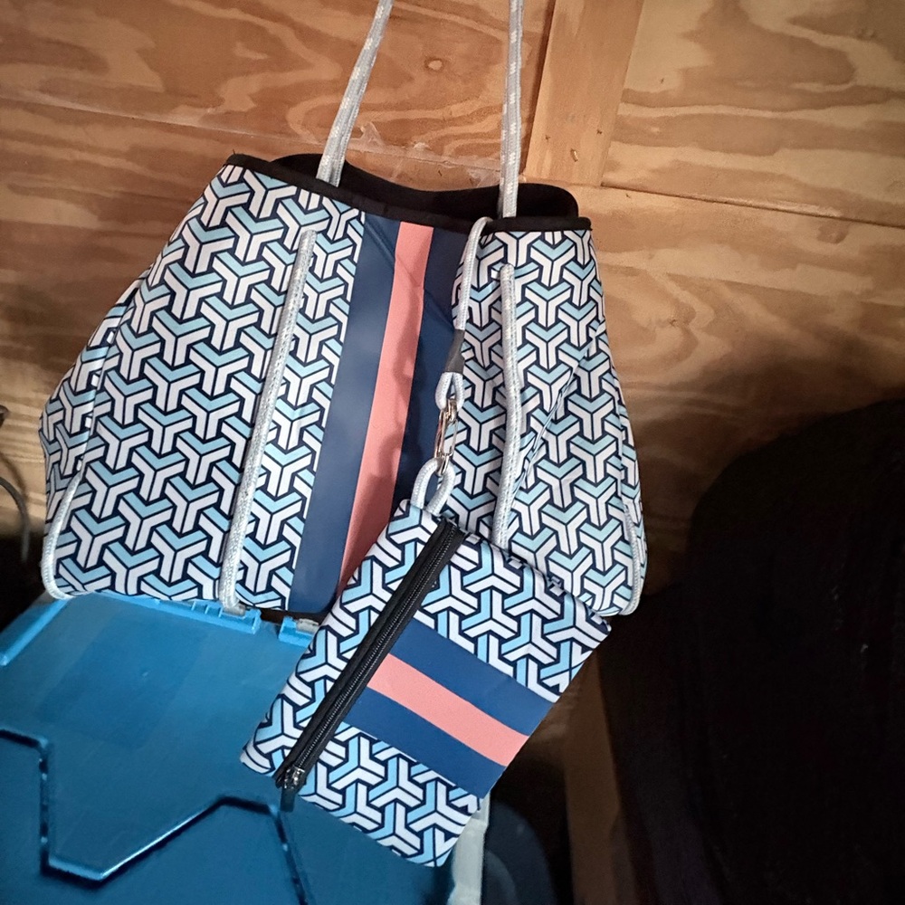 Parker & Hyde Neoprene Tote Bag